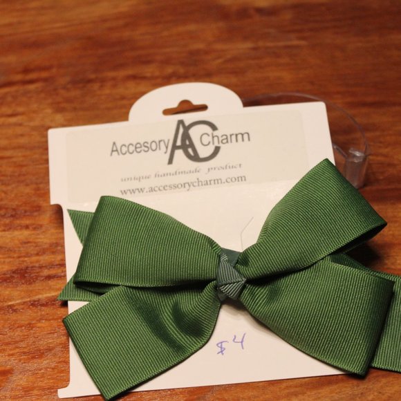 Dark green  Hair Bow Accessory charm - Picture 1 of 1